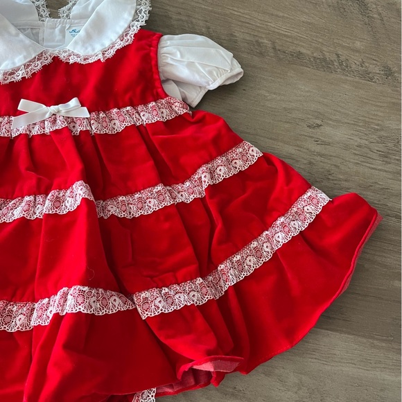 Babyfair x Vintage Tiered Red Velvet Baby Holiday Dress with Bloomers - Picture 6 of 12